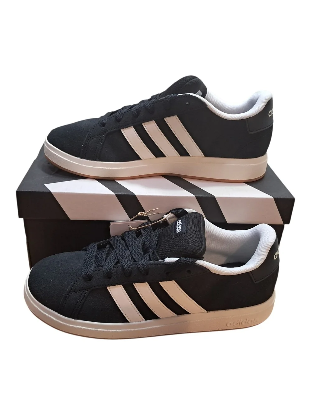 NWT Adidas Grand Court 00s Shoes Kids - Black/White - Multisize